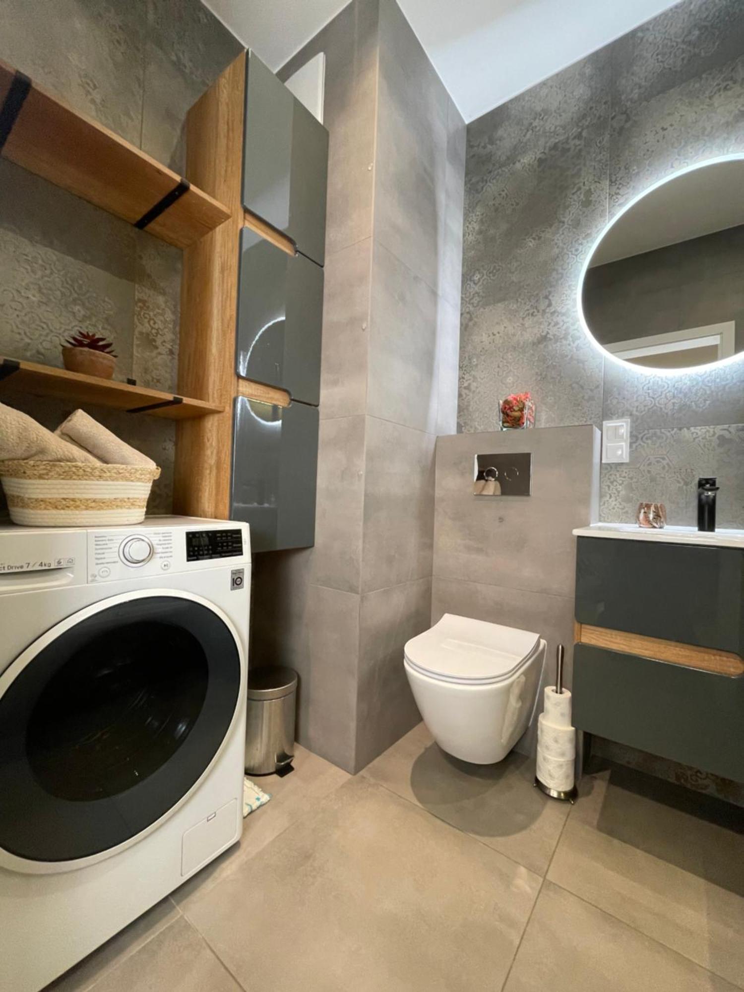 Essence Lux Apartment, Free Parking, Self Check-In 24H Poznaň Exteriér fotografie